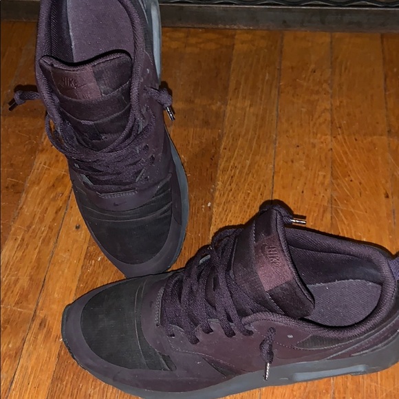 Nike AirMax - Picture 2 of 2